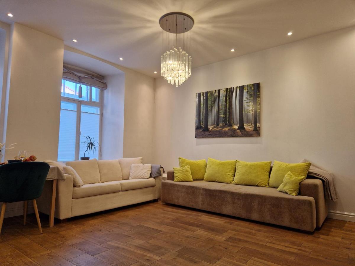Lovely Apartment In Tallinn Old Town Exterior photo